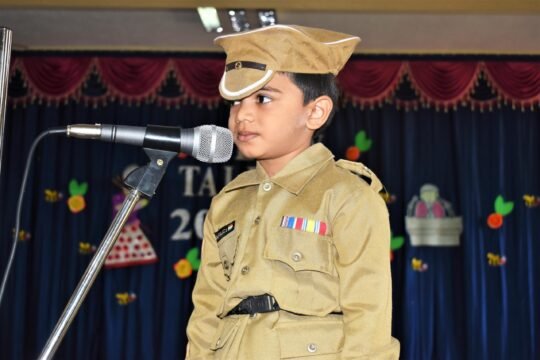 FANCY DRESS LKG - UKG