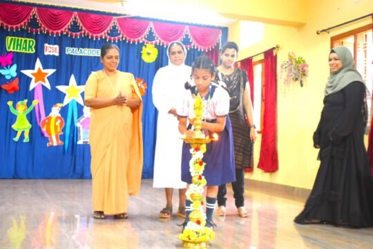 TALENT SHOW BY LKG & UKG