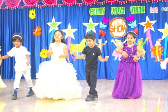 TALENT SHOW BY LKG & UKG