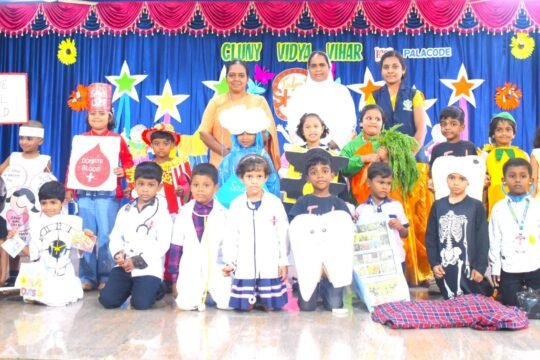 TALENT SHOW BY LKG & UKG